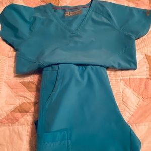 Med Couture Air Scrub Set Teal Blue